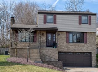 1916 Stoltz Rd, South Park, PA 15129