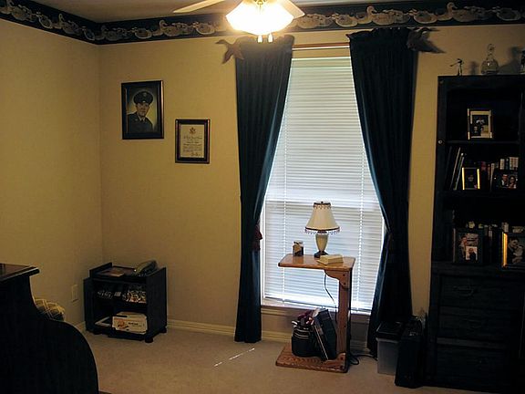 4th image of 179 Westridge Dr
