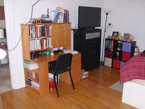 3rd image of 2203 W Eastwood Ave APT 12
