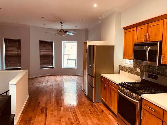 3rd image of 4647 N Winthrop Ave #7YU