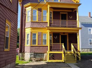 290 Peckham St, Fall River, MA 02724