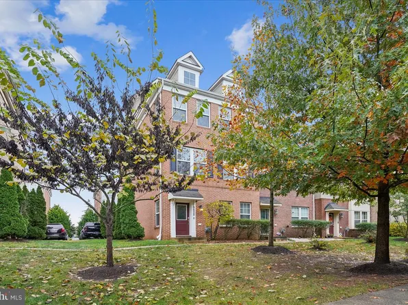 9828 Ushers Pl, Waldorf, MD 20601