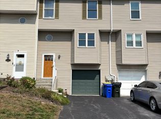 125 Chartwood Dr, Harrisburg, PA 17111