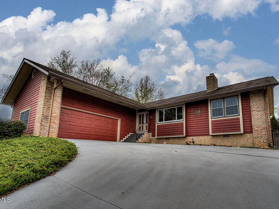 1st image of 237 Chahyga Cir