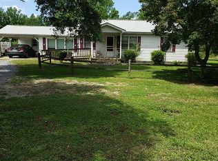 18185 Us Highway 421, Willard, NC 28478