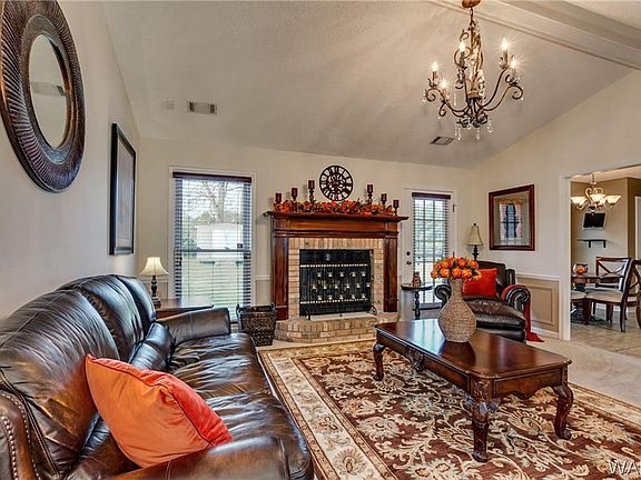 5th image of 11612 Chelsea Cir