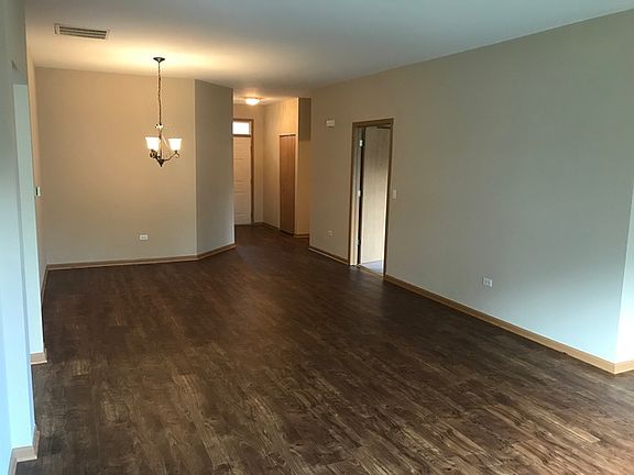 2nd image of 20861 W Chinaberry Ct