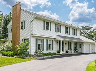 45 Lookout View Rd, Fairport, NY 14450