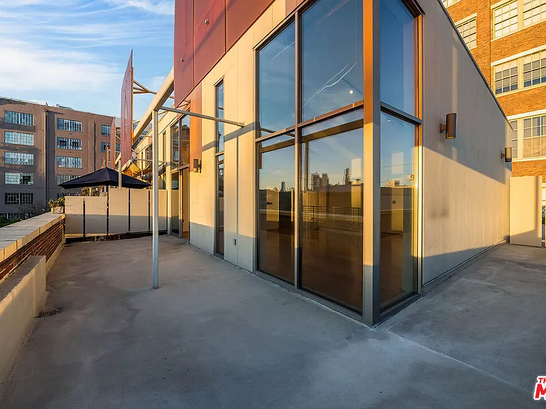 1850 Industrial St #106 — Photo 40
