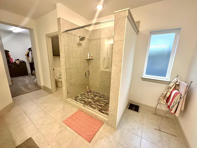 1577 Jackson St — Photo 9