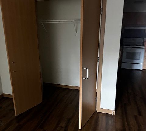 5th image of 1216 Martin Luther King Jr Way APT 307