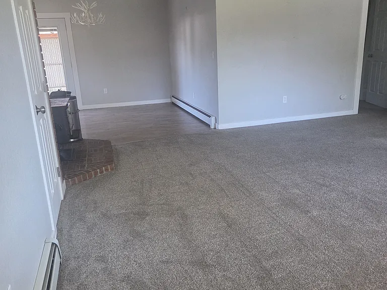 2938 Wellington Ave — Photo 6