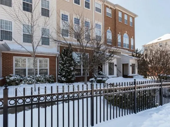 14217 Saint Germain Dr #19, Centreville, VA 20121
