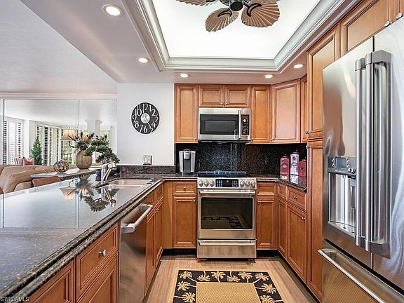 5th image of 3115 Gulf Shore Blvd N #112