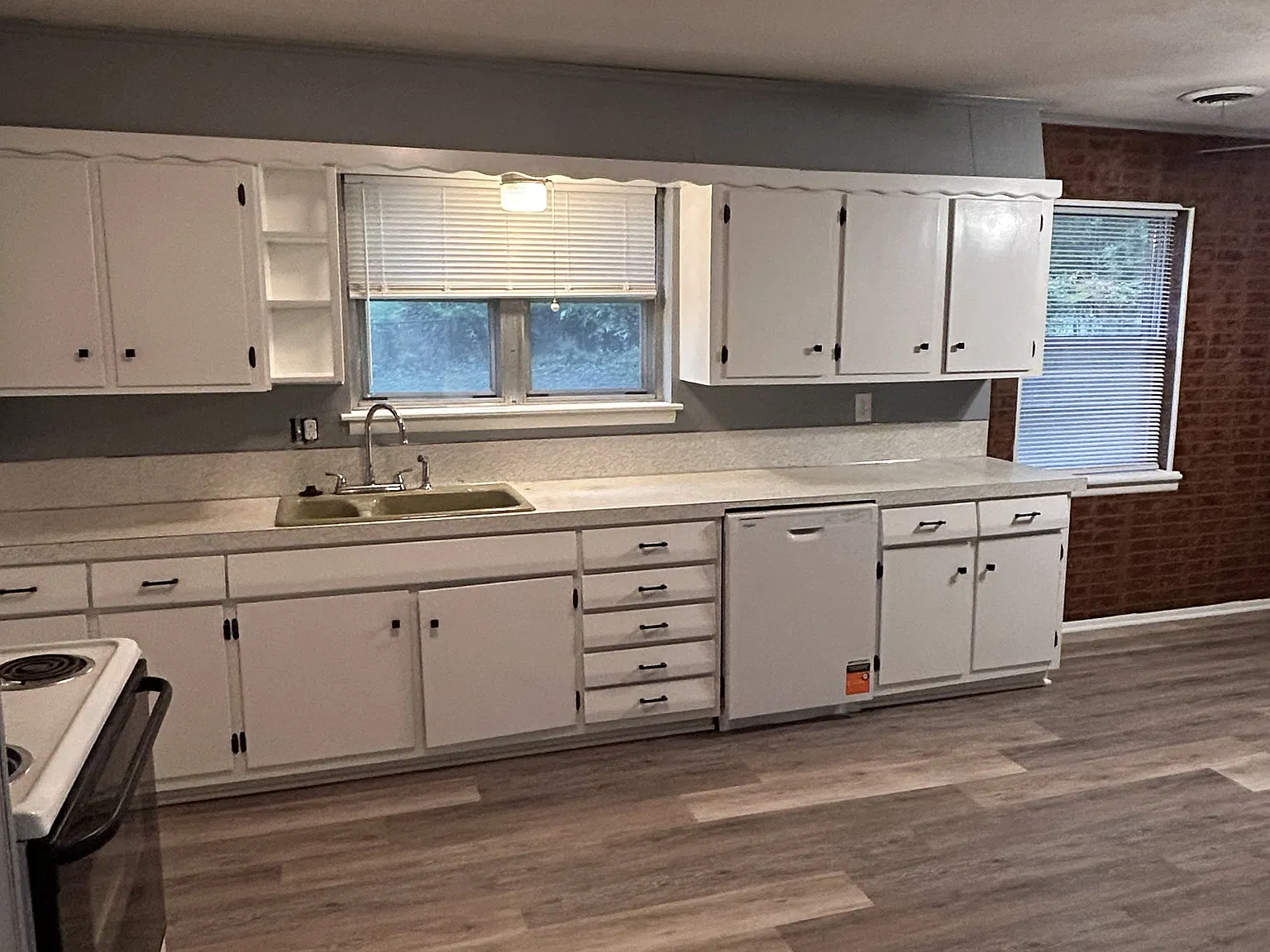 3 bed, 1288 sqft, $1,300 — Photo 3