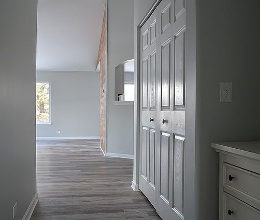5th image of 4308 Blue Iris Ct