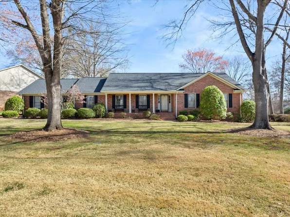 607 Stone Ridge Rd, Greer, SC 29650