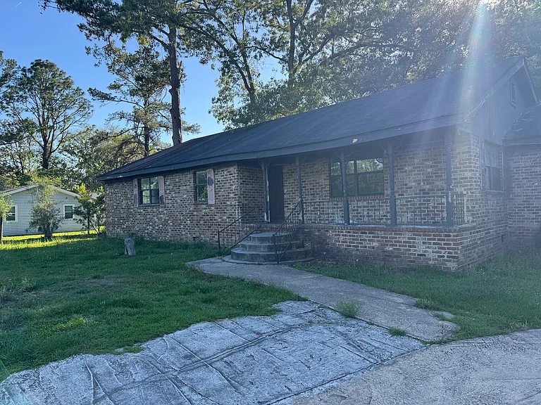5909 Acl Blvd — Photo 5