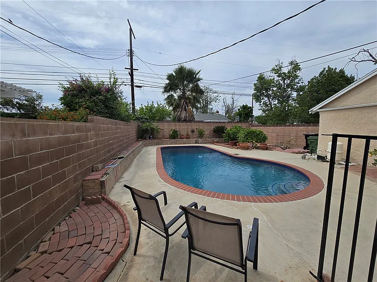 6683 Gross Ave — Photo 34