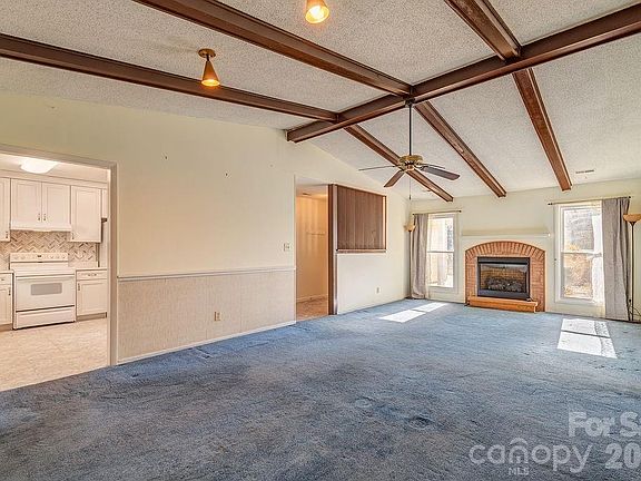 3rd image of 93 Stoney Hill Ct