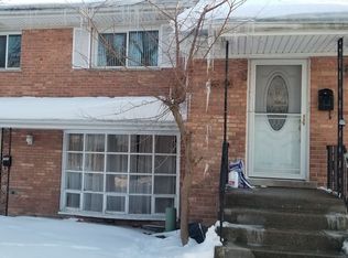 7955 N Nordica Ave, Niles, IL 60714