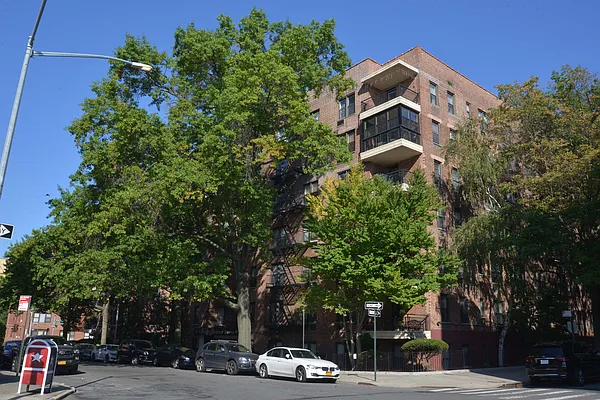 Sold by Highline Residential | media 19