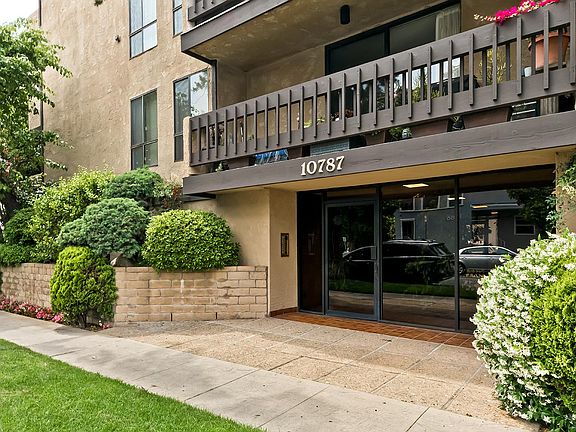 3rd image of 10787 Missouri Ave APT 205