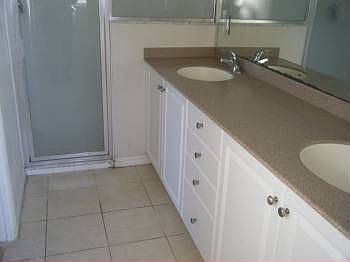 3rd image of 2812 51st St SW