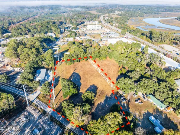 26 Broad River Blvd, Beaufort, SC 29906