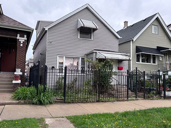 3rd image of 4452 S Mozart St