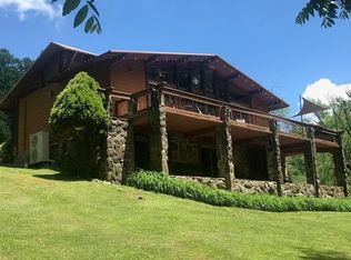 336 Groundhog Hills Rd, Hillsville, VA 24343