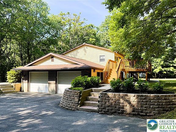 4th image of 525 Pinewood Rd