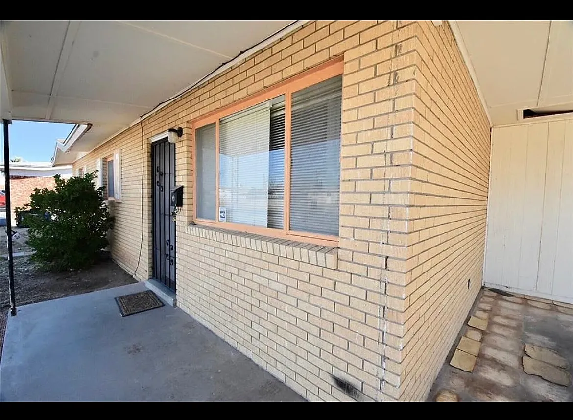 3 bed, 1230 sqft, $1,425 — Photo 3