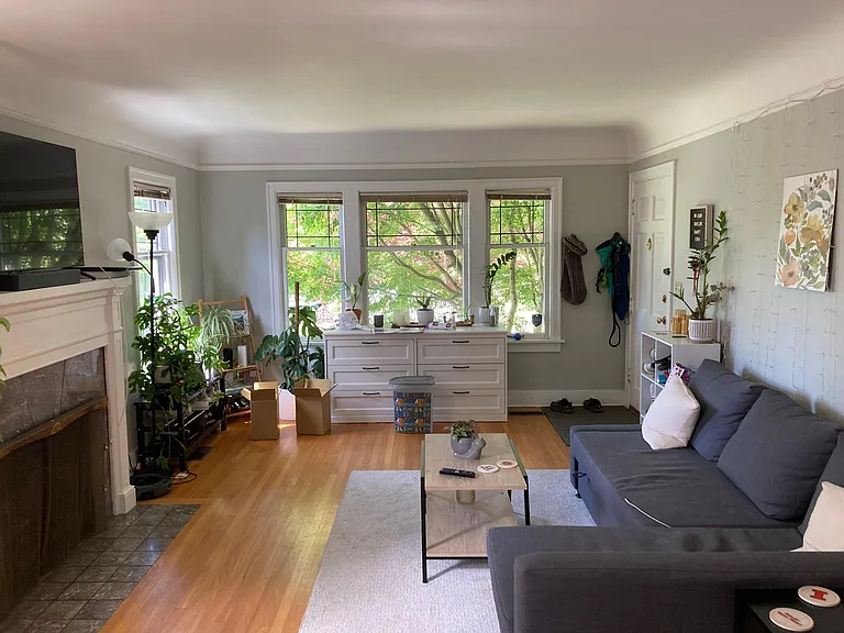 8046 Brooklyn Ave NE — Photo 3