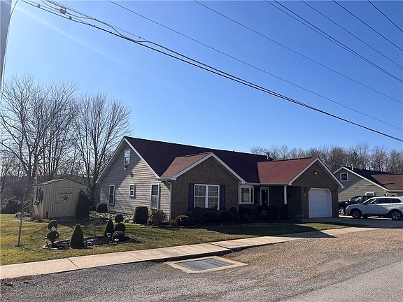 3rd image of 115 Columbus Dr