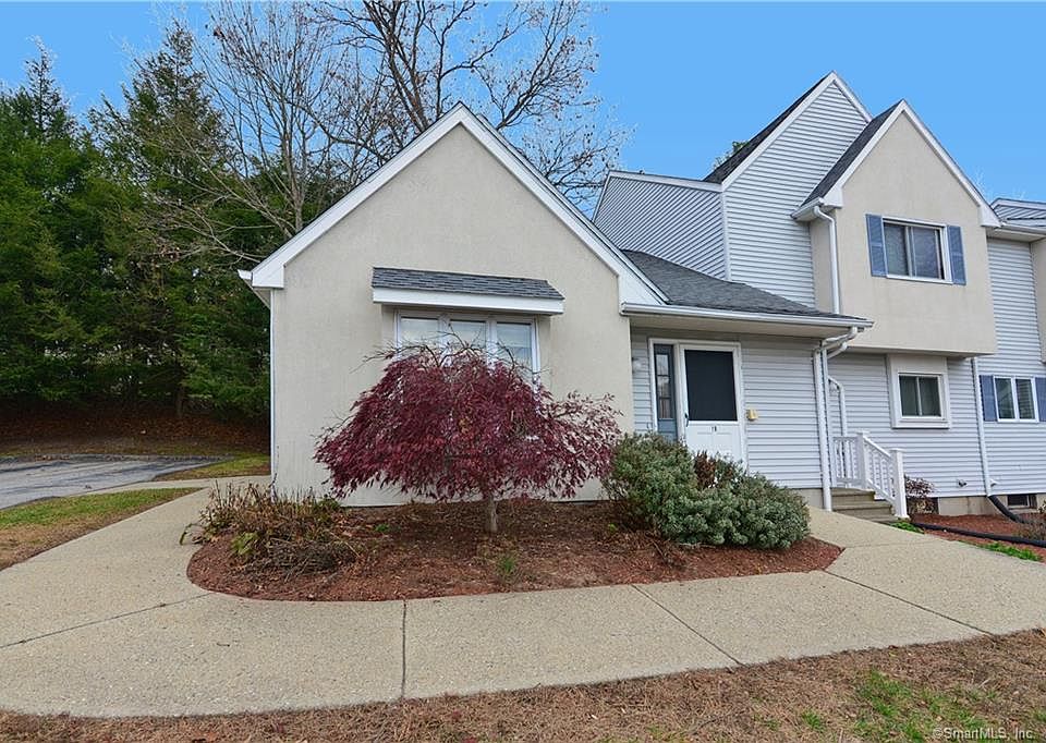 1st image of 19 Knollwoods Ln #19