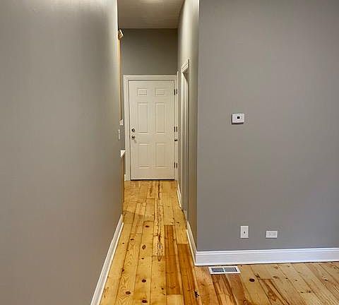 4th image of 2457 W Armitage Ave