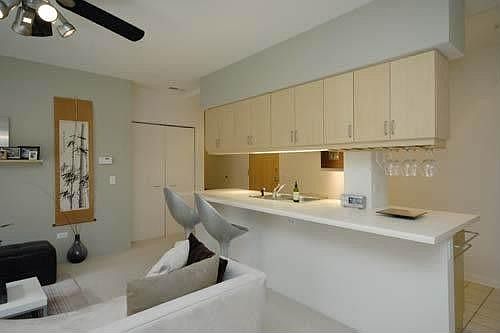 5th image of 1421 Sherman Ave APT 503