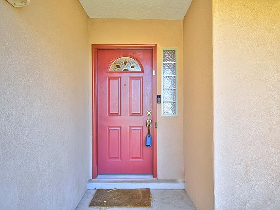 3rd image of 10900 Corto Ct NW