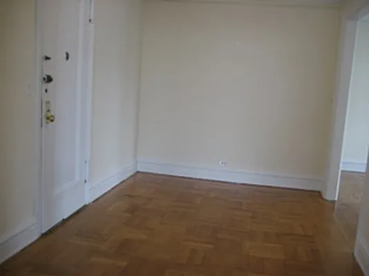 Rented by City Connections Realty | media 10