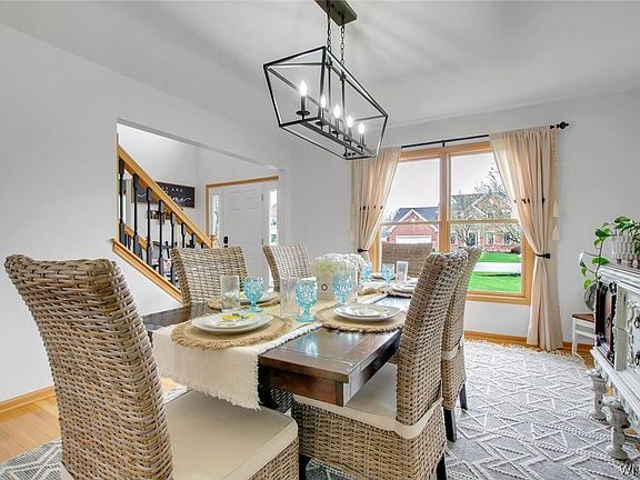 5th image of 8884 Connemara Ln