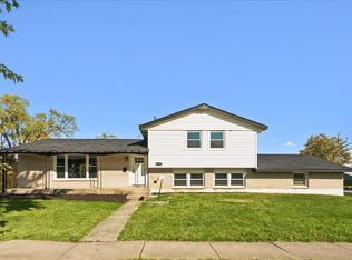 17122 Magnolia Dr, Hazel Crest, IL 60429