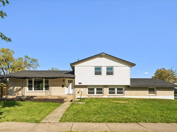 17122 Magnolia Dr, Hazel Crest, IL 60429