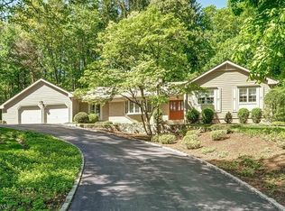 6 Millstone Ct, Morristown, NJ 07960