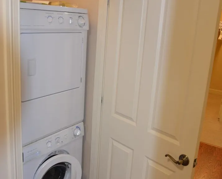 81 S Williams St #403 — Photo 14