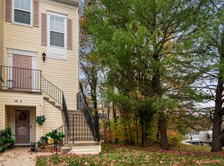 10 Amberstone Ct APT L, Annapolis, MD 21403