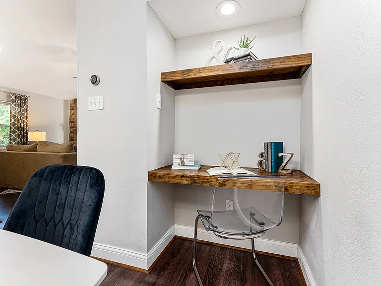 1043 Grand Junction Dr — Photo 24