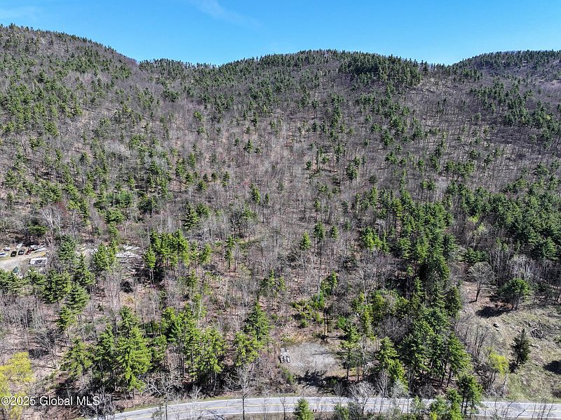 5th image of 340 W Hague Road