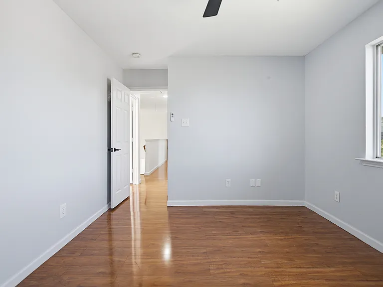 2114 Rustic Ridge Dr — Photo 6