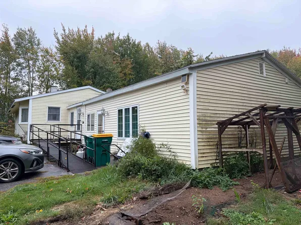 784 Portland Street, Rochester, NH 03868